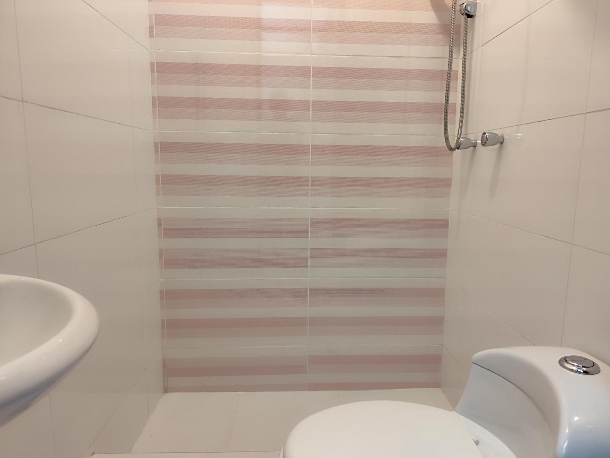 Limas Airport Apartment Lima