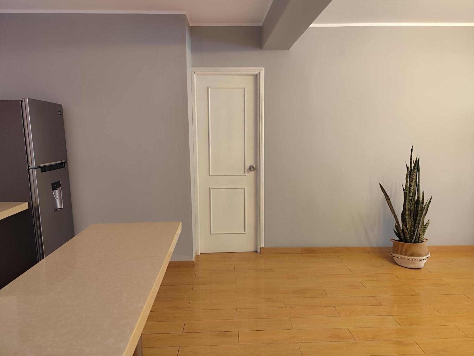 Limas Airport Apartment Lima